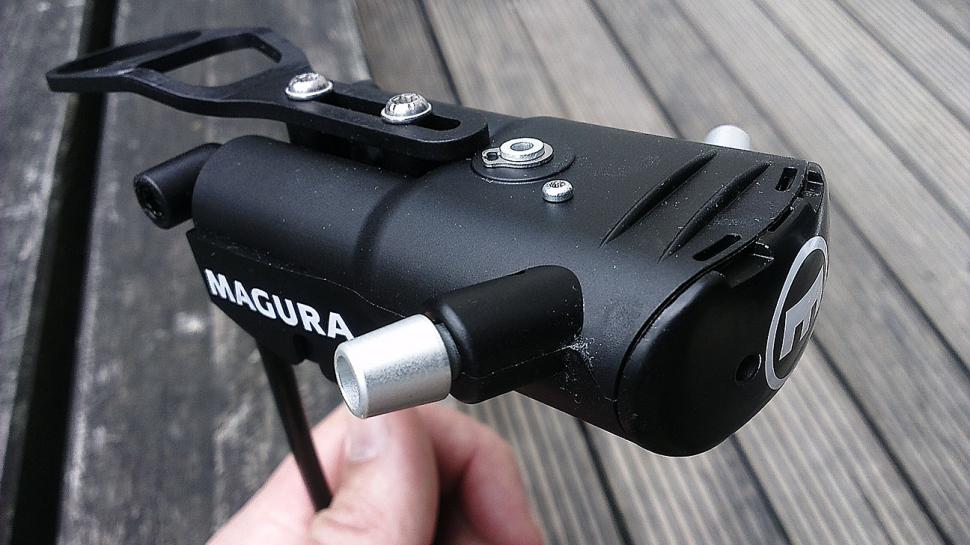 Video First look: Magura RT8C road hydraulic brake system | road.cc